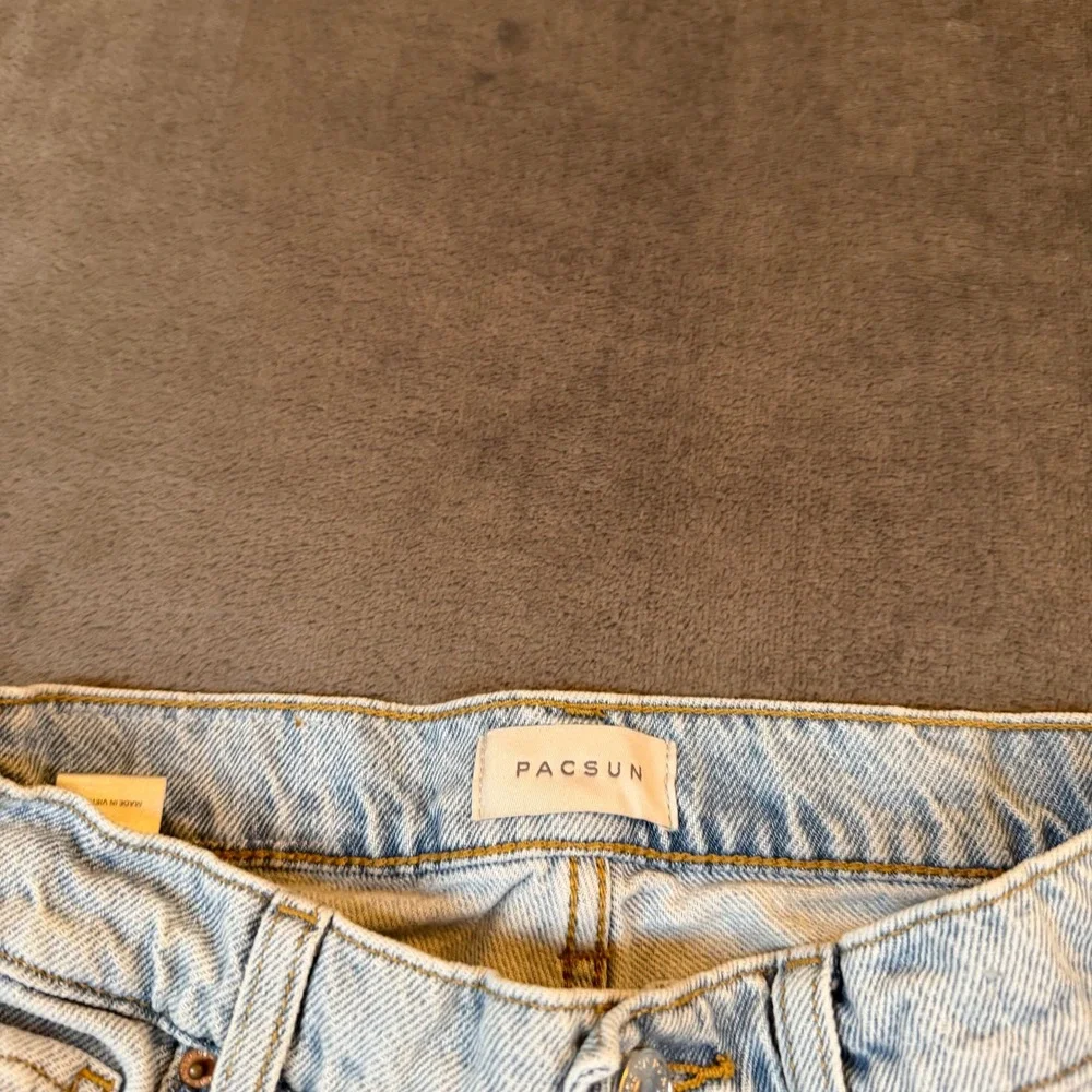 PacSun 90's Straight Jeans Womens 23 Light Wash Distressed Raw Hem Denim Pants - Picture 2 of 12